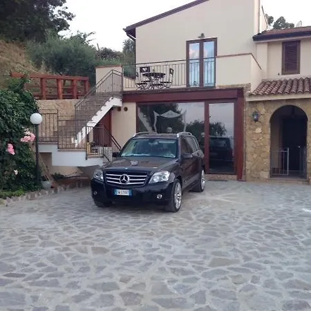 Profumi Di Sicilia Bed & Breakfast San Cataldo (Sicily)