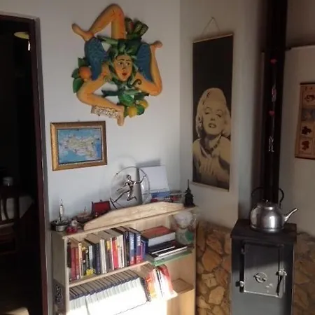 Profumi Di Sicilia Bed & Breakfast San Cataldo (Sicily)